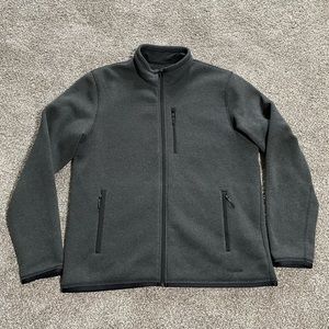 Men’s size XL Filson Polartec Gray Full Zip jacket. Zip pockets.